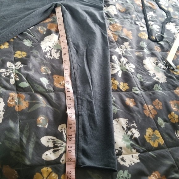 Lululemon | Wunder Train High-Rise Tight - Picture 8 of 8